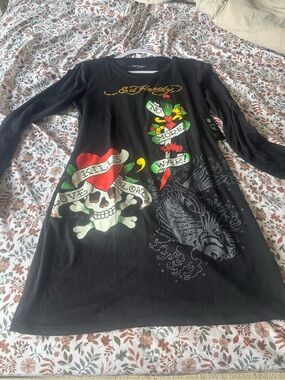 Ed Hardy Black with Green and Cream Floral Lining Tee